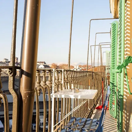 Finestra Sulla Mole By Rd Domus 都灵